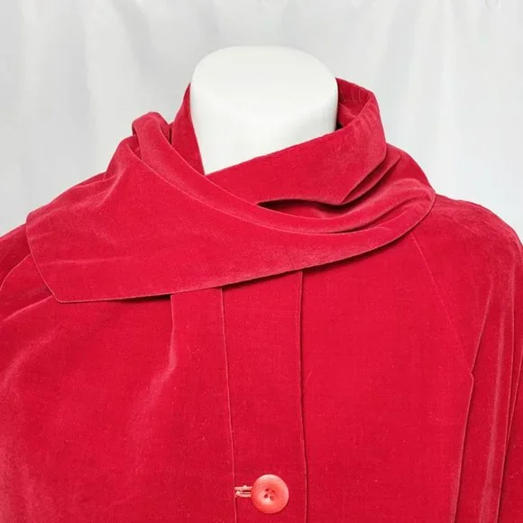 VINTAGE 1930'S Handmaid's Tale Holiday Velvet Maxi Coat w/ built in scarf - Picture 4 of 8